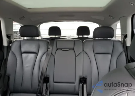 2021 Audi Q7 Premium Plus z USA, uszkodzony, nr VIN WA1LXAF70MD013083